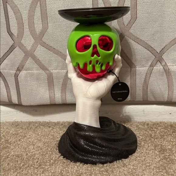 Bath and Body Works Disney Villains Maleficent Candle Holder - Green Skull - Picture 2 of 9